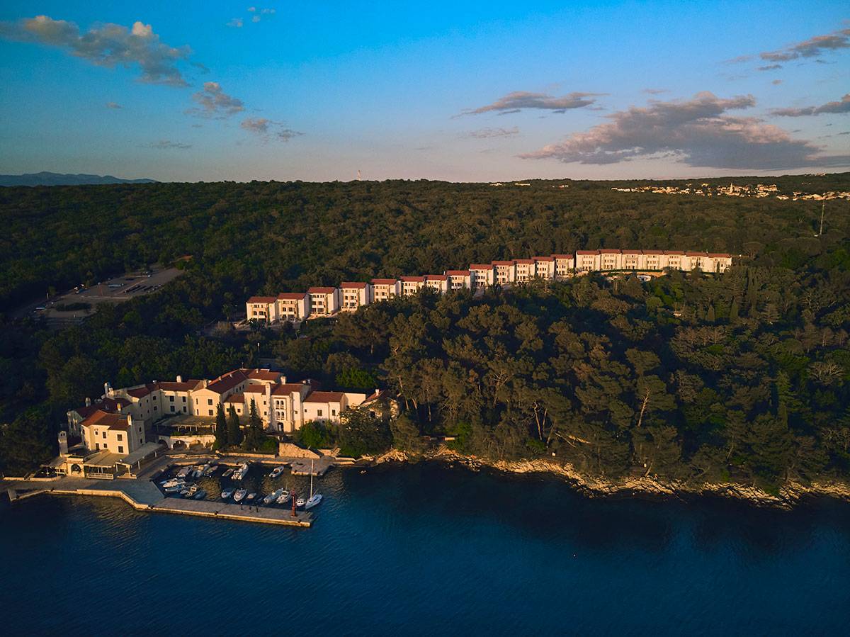 Hrvatska, otok Krk, Malinska, Malinska Green Apartments
